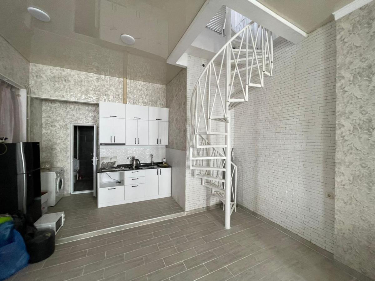Центр Города Батуми Apartment Rustaveli 13 Εξωτερικό φωτογραφία